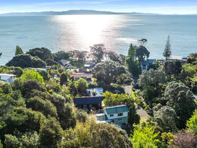 20 Otuturu Crescent, Tapu