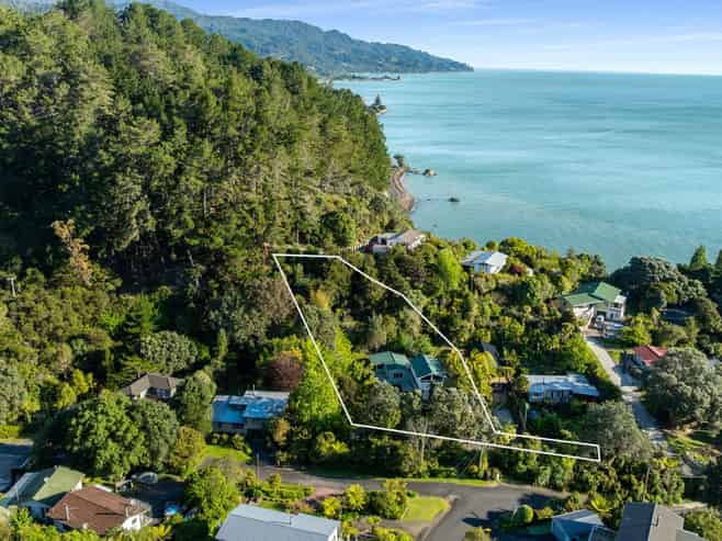 20 Otuturu Crescent, Tapu