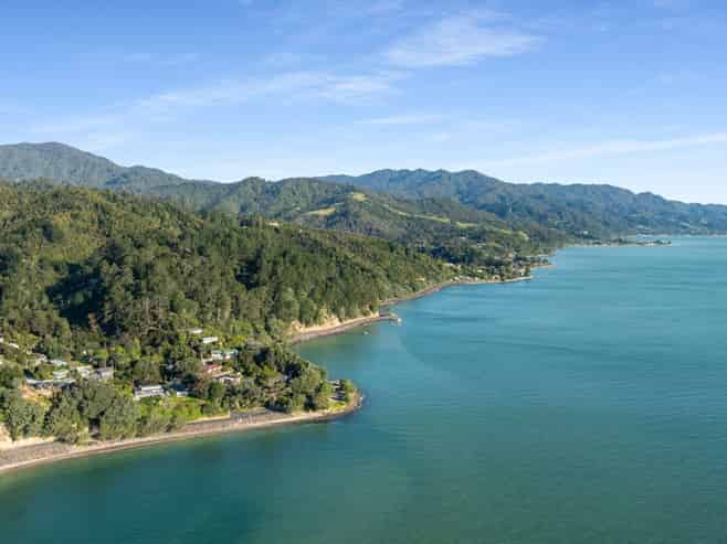 20 Otuturu Crescent, Tapu