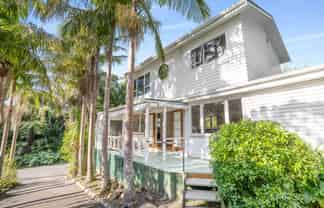 20 Otuturu Crescent, Tapu