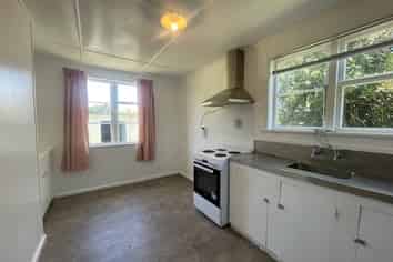 182 Egmont Street, Patea