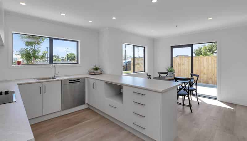 1C Simons Street, Kensington