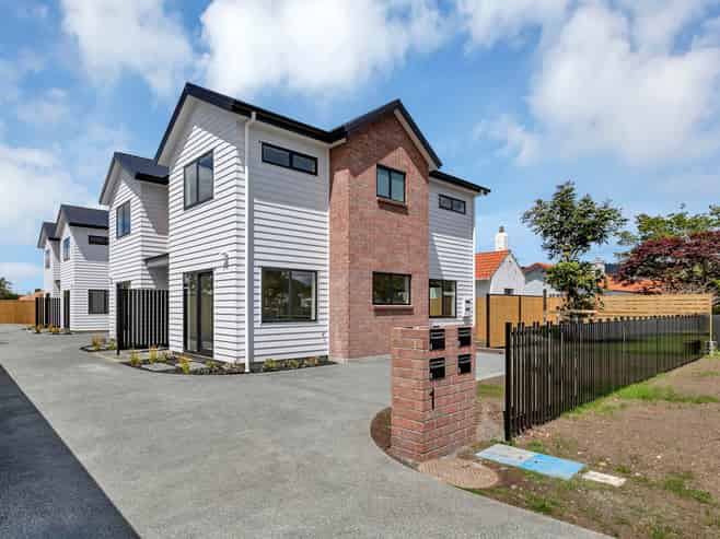 1B Simons Street, Kensington