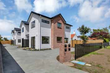 1B Simons Street, Kensington