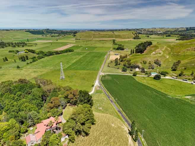 52 Longacre Road, Okoia