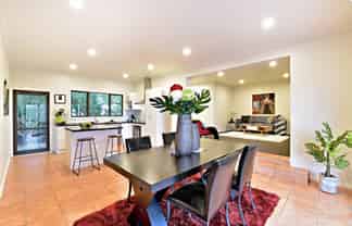 11 Tui Crescent, Manurewa