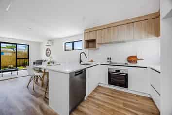 2 & 3 / 35 Albert Street, Otahuhu