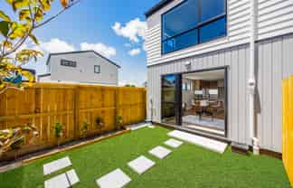 2 & 3 / 35 Albert Street, Otahuhu