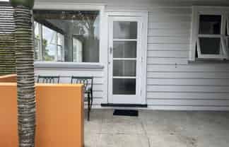 a/54 Howard Rd, Northcote