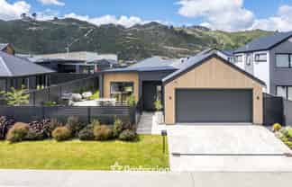 13 Castletown Street, Wallaceville