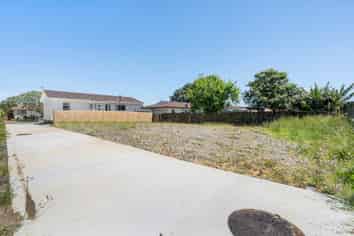 102B Finlayson Avenue, Clendon Park