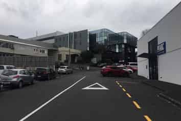 Showroom on motorway cusp