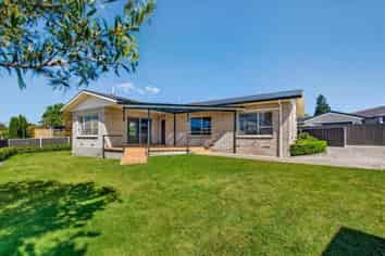 16 Brookvale Road, Havelock North