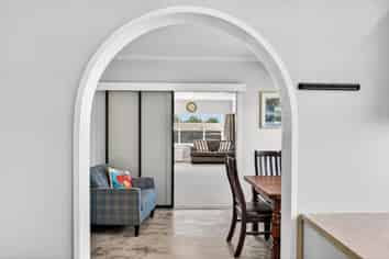 16 Brookvale Road, Havelock North