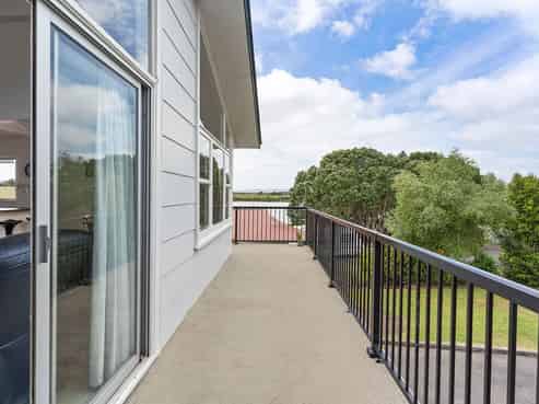 22 Beihlers Road, Weymouth