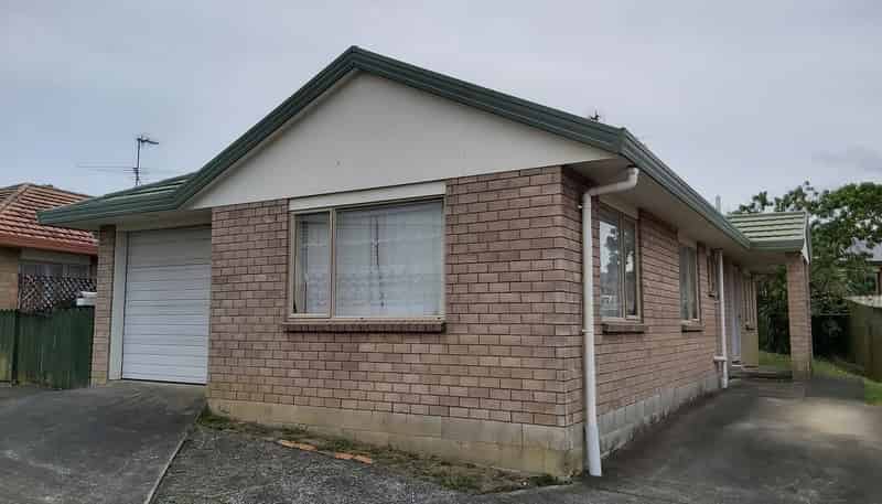 28 Manston Road, Mangere