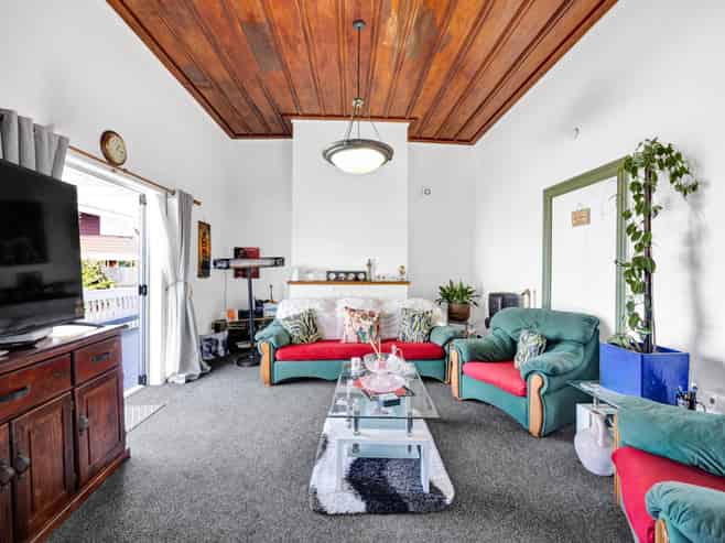 176 Glover Road, Hawera