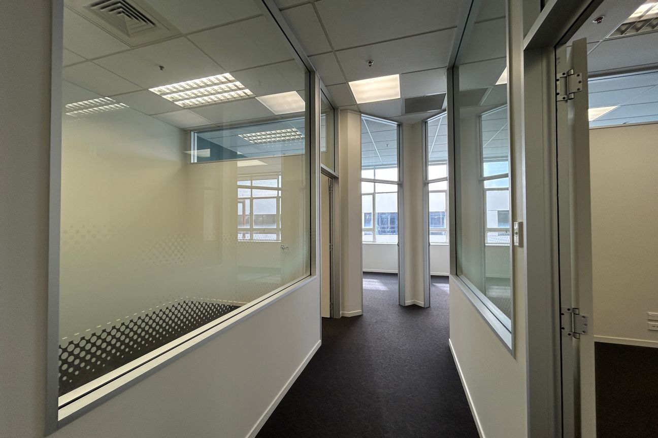 Partitioned Offices in Top Town Complex - Vista 5
