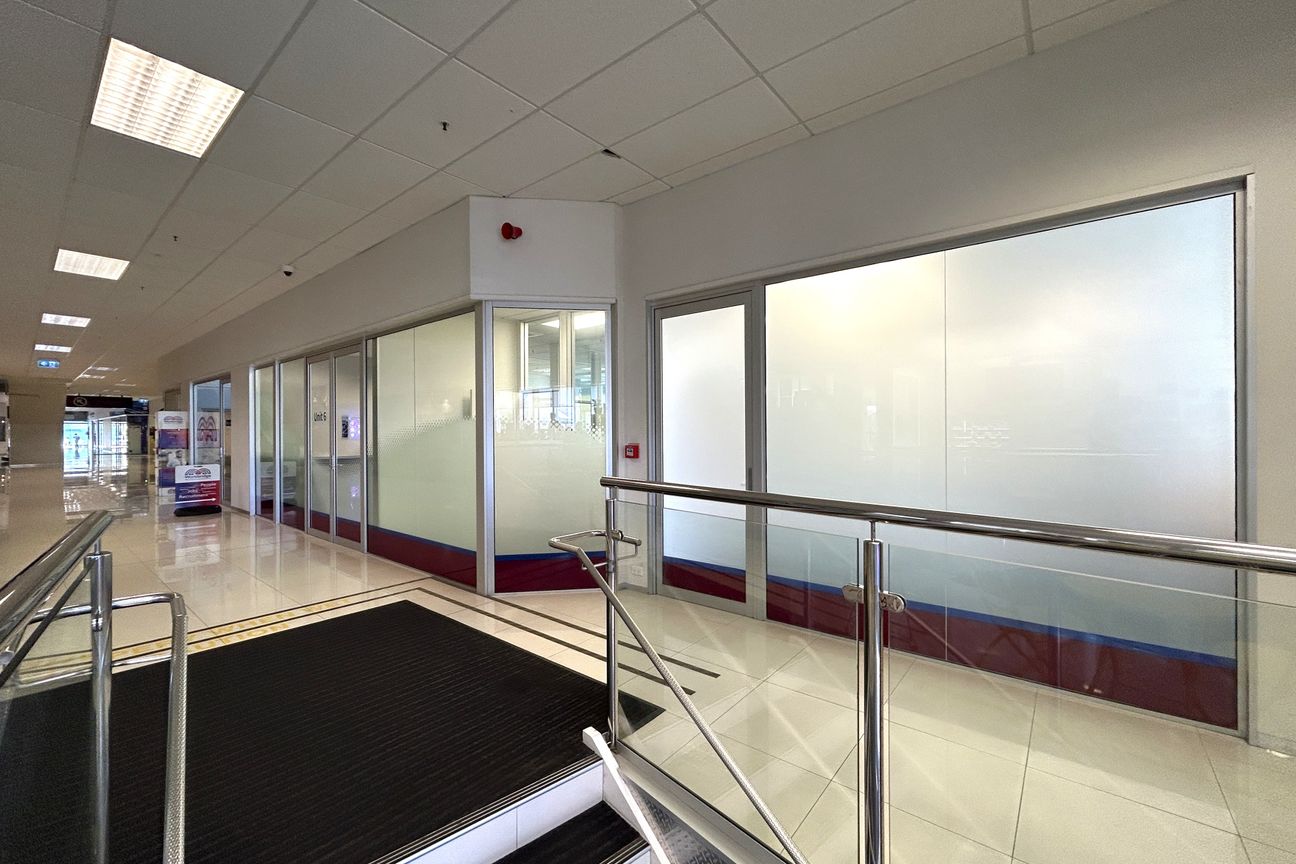 Partitioned Offices in Top Town Complex - Vista 2