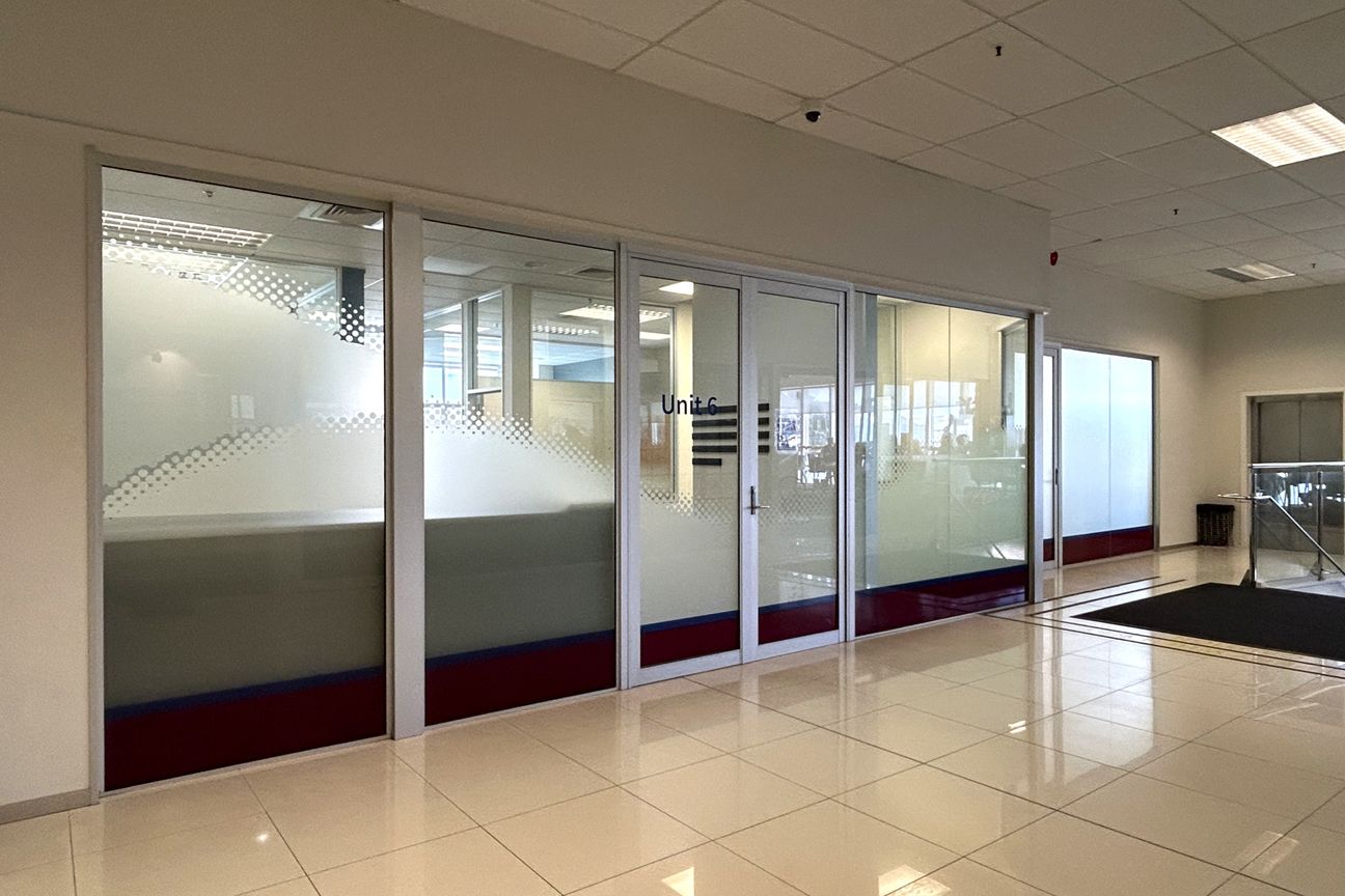 Partitioned Offices in Top Town Complex - Vista 3