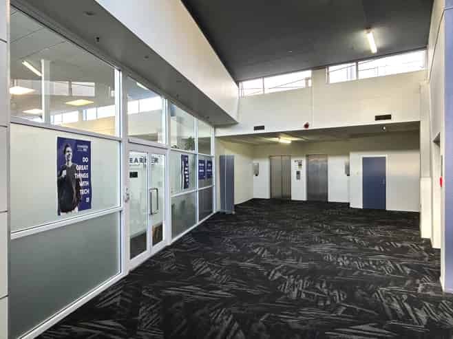 Modern Spacious Offices in the Top Town Complex