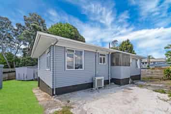 11 Thompson Terrace, Manurewa