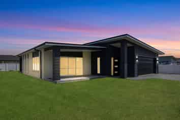 43 Stace Hopper Drive, One Tree Point