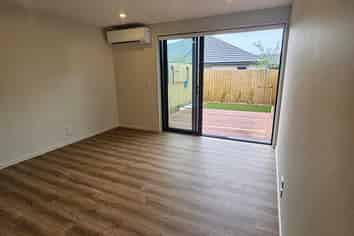 120 Hastings Street East, Sydenham