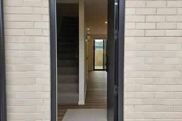 120 Hastings Street East, Sydenham