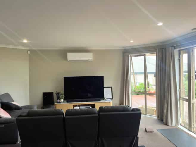 42 Heathfield Avenue, Huntington