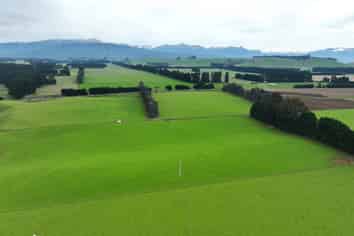 1148 Blackmount Redcliff Road, Whare Creek