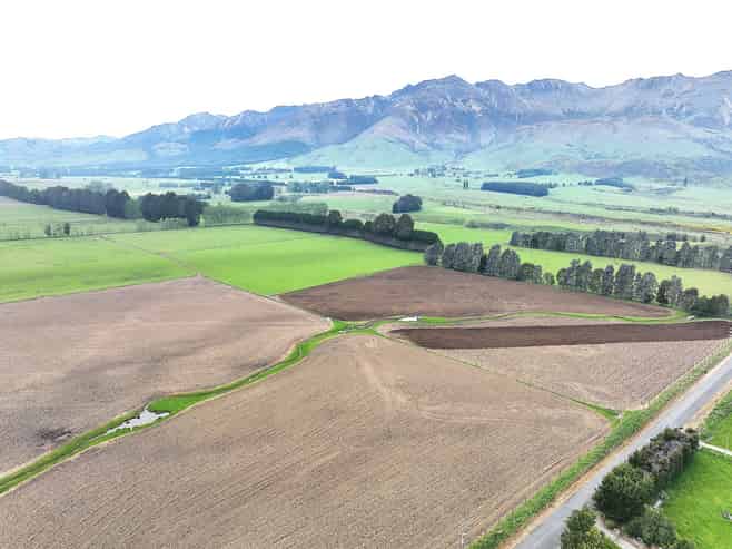 1148 Blackmount Redcliff Road, Whare Creek