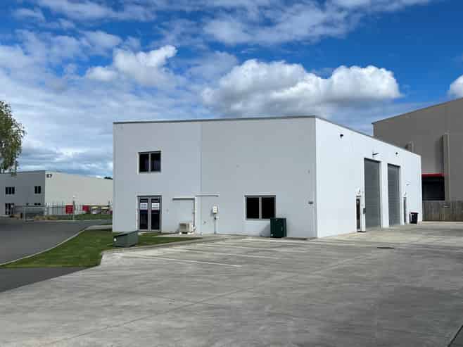 Front Unit - Prominent Position