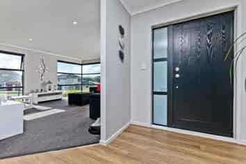 2 Steamer Road, Silverdale