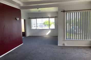 134 Weraroa Road , Levin