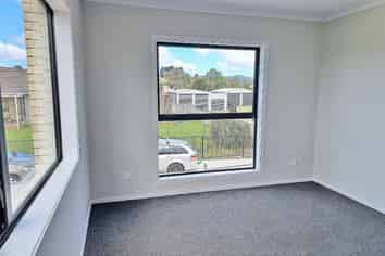 3/125B Metcalfe Road , Ranui