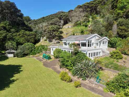 256 Stockyard Bay, Kawau Island