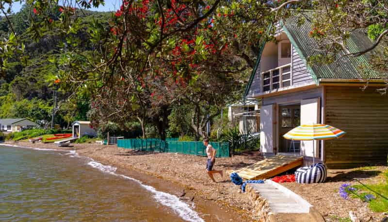 256 Stockyard Bay, Kawau Island