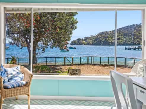 256 Stockyard Bay, Kawau Island