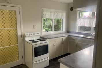 27A Lewis Street, Glenview