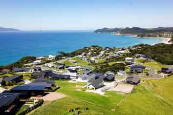 8 Aquarius Lane, Langs Beach