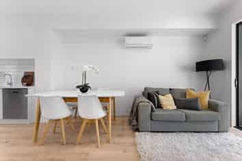 6/22 Takapu Street, Henderson