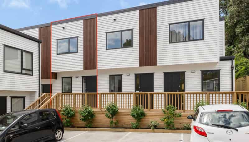 6/22 Takapu Street, Henderson