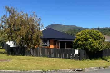 1/155 Waikawa Road, Picton