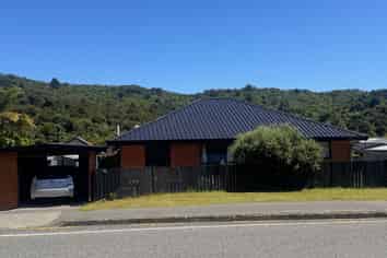 1/155 Waikawa Road, Picton