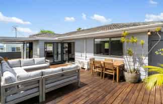 8 Simkin Avenue, Saint Johns