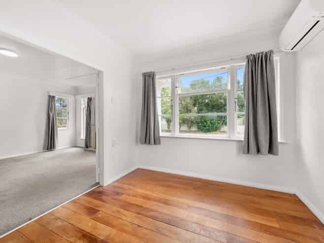 21 Victoria Street, Carterton