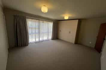 15 Sequoia Grove, Merrilands