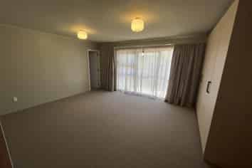 15 Sequoia Grove, Merrilands