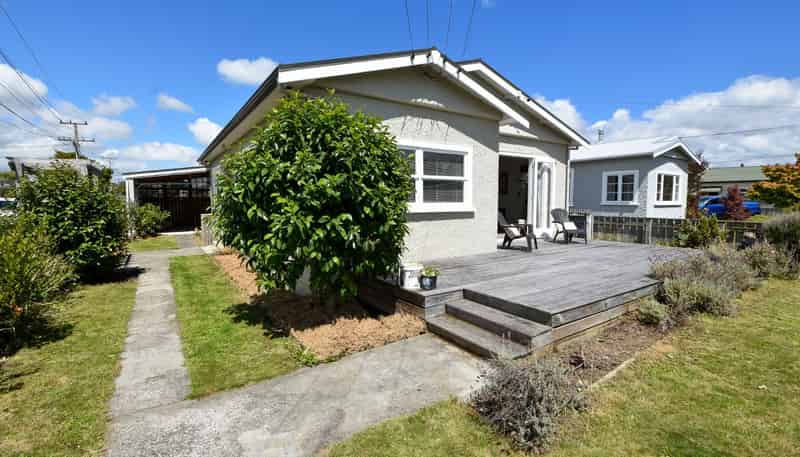 105 Broadway , Carterton